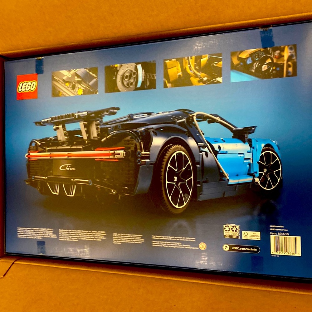 Lego Bugatti- Chiron - Sold Out NIB